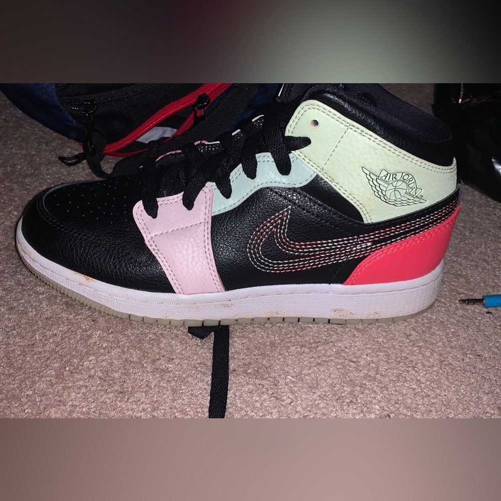 Kids size 4.5 Jordans